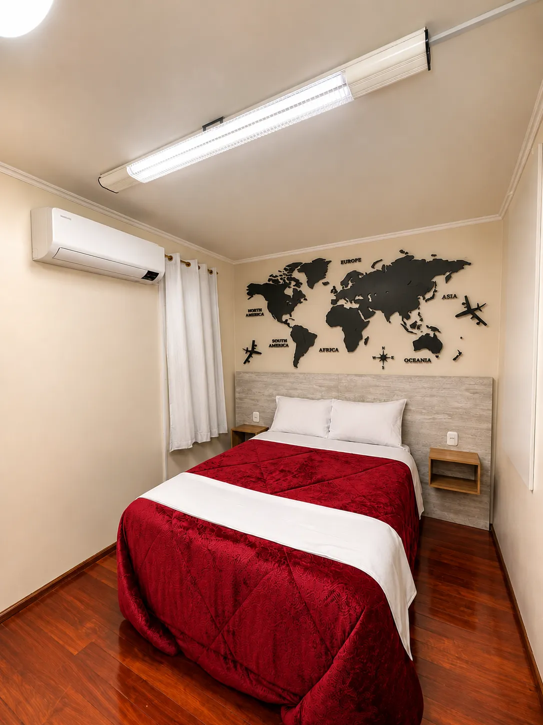 Quarto privativo da guest house com cama de casal - Foto 2
